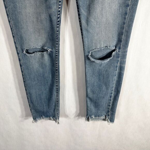 Free People Size 26 Jeans Skinny Cropped Distressed Low Rise Blue Denim 812 - Picture 4 of 9